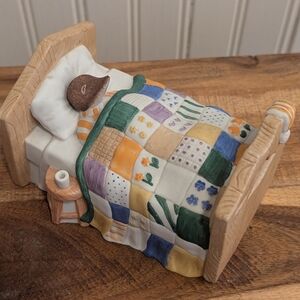 The Wind In The Willows Sigma Mr. Mole In Bed Figurine